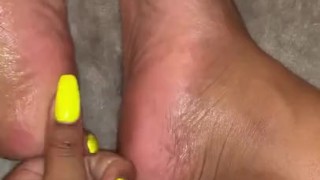 Oily Feet worship 