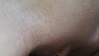 Моя горячая и возбужденная киска трётся о ее сочную пизду.