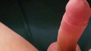 Masturbation avec plug urètre, vibromasseur grosse éjaculation 