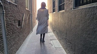 First-time voyeur fingers herself in the centre of Amsterdam in broad daylight