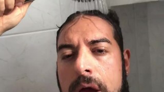 Horny italian hairy bear wants to fuck in the shower