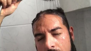 Horny italian hairy bear wants to fuck in the shower