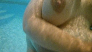 Mrs underwater 008 4k