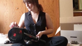 Unboxing - Kink Fucking Machine - Power Banger by Doc Johnson