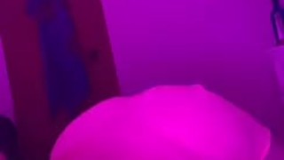 Onlyfans big booty white boy shaking it for you