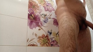 I love jerking off in the bathroom, pissing in the bathroom, washing my dick, ass ... I wish my wife