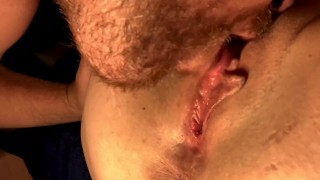 He Knows how to Eat My Pussy!! -Amateur pussy eating-