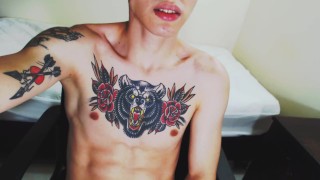 A cam guy is record while jerk off in a show