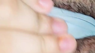 Teen rubbing pussy thrue panties