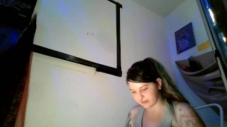 SFW Time lapse video painting my webcam wall in bra & Booty shorts acrylic silicone pour paint pt.1