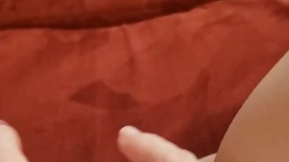 birdie masturbating