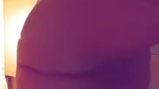 Twerking and showing pussy in the bathroom