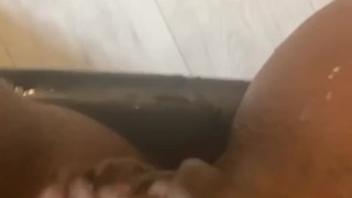 Making My Pussy Squirt!!!