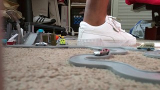amaninheels | Giant Crossdresser | Pumas (POV)
