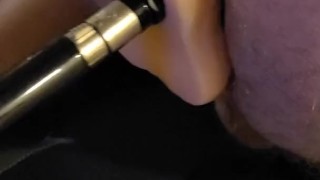 Using a fuck machine for the first time 