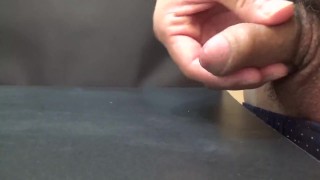 オナ禁14日間ぶりのご褒美射精はとても濃厚でした。