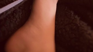 Ava’s slideshow (feet)