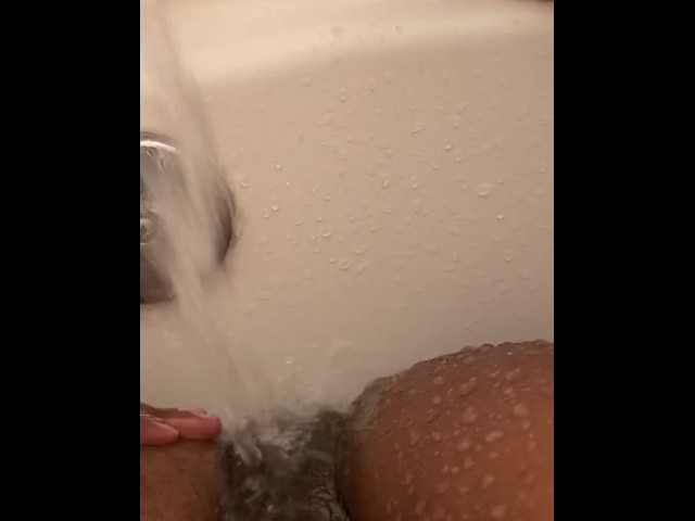 Phussy Water - Letting the Water Play With My Pussy While I Show Off My White Toes - Free  Porn Videos - YouPorn