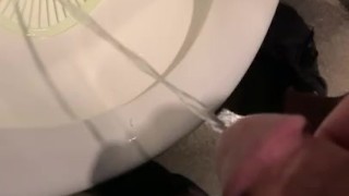 Always wanted to make a pee video in a restaurant