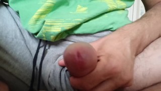 The boy wants to fuck ... хочет ебацца...