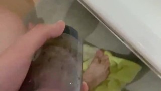 I'm peing in a glass