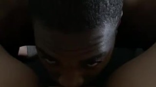 eating her pussy until she taps