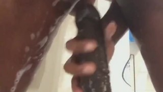 Got horny while in the shower 