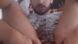 tocate perra! jerk off bitch!