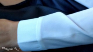 ПОДРОСТОК СВЕРКАЕТ КИСКОЙ В МАГАЗИНЕ! КРАСИВАЯ БРИТАЯ КИСКА - PLAYSKITTY