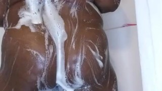 Wash my wet pussy and Ass