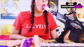 Dietro le quinte: ragazza italiana e la sua fuckmachine