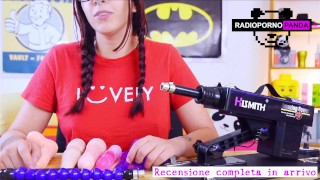 Dietro le quinte: ragazza italiana e la sua fuckmachine