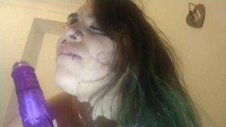 Trailer de braguitas blancas + dildo (versión extendida disponible)