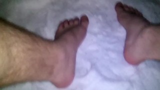 Сосу сам себе Дрочу сам себе ногами selfsuck autofellatio