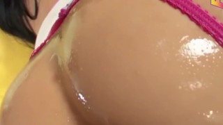 VERTICAL ANAL POV LATINA