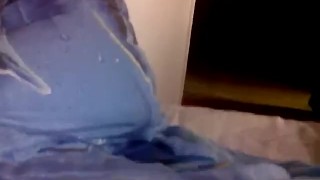 Артем сосет сам себе дрочит ногами лижет ноги сам себе self suck autofellatio self footjob