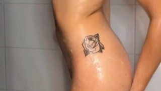 Small Fit Latina-Amateur Teen Shower