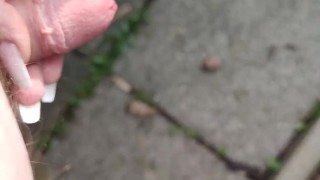 Girlfriend is wanking my dick outdoor again *scratching head*