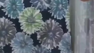 Practicing my blowjobs on my dildo 