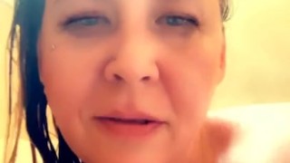 Invitation to milf bath