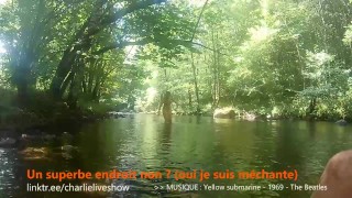 Plouf, baise, plouf, suce, plouf, avale... les vacances de Charlie