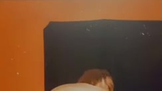 Babe shaking her fat ass