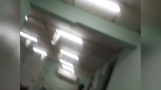 Cubanobeebo se masturba en el trabajo