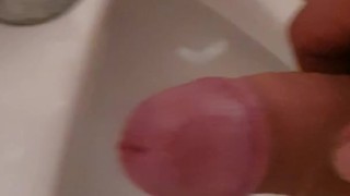 masturbate in the bathroom, masturbando no wc.