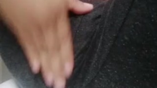 Thai Teen Play With Her Pussy เด็กไทยช่วยตัวเอง
