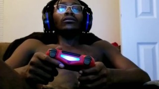 THIXK DIXK BBC LOSES HIS MIND TRYING FLESHLIGHT 1ST TIME WHILE WATXHING BBW GET FUXKED
