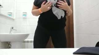 Woww extreme big ass naked in toilet club