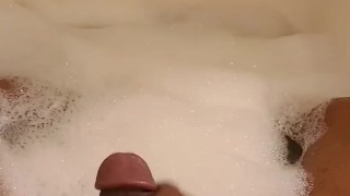 Bubble bath jerk off