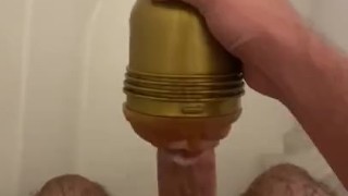 Fleshlight Shower Pulsating Creampie