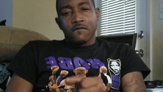 Melo Melo needs assistance